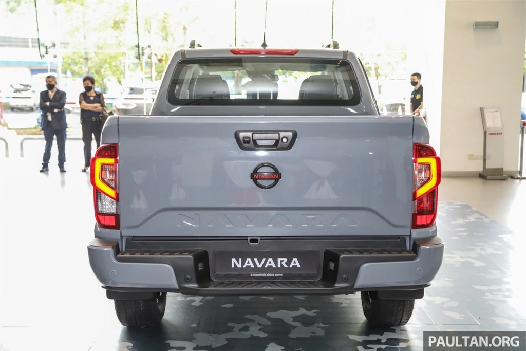 Nissan Navara Pro-4X duoc gioi thieu tai Malaysia anh 10