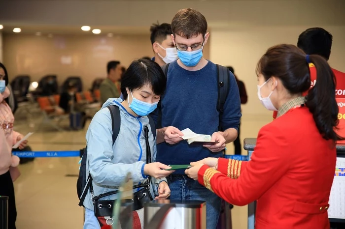 Theo quy định hiện hành của các quốc gia, vùng lãnh thổ, các chuyến bay từ Việt Nam sẽ chỉ phục vụ hành khách đáp ứng các quy định nhập cảnh, là người Việt Nam đi học tập, lao động, thăm thân, người nước ngoài từ Việt Nam về nước. 