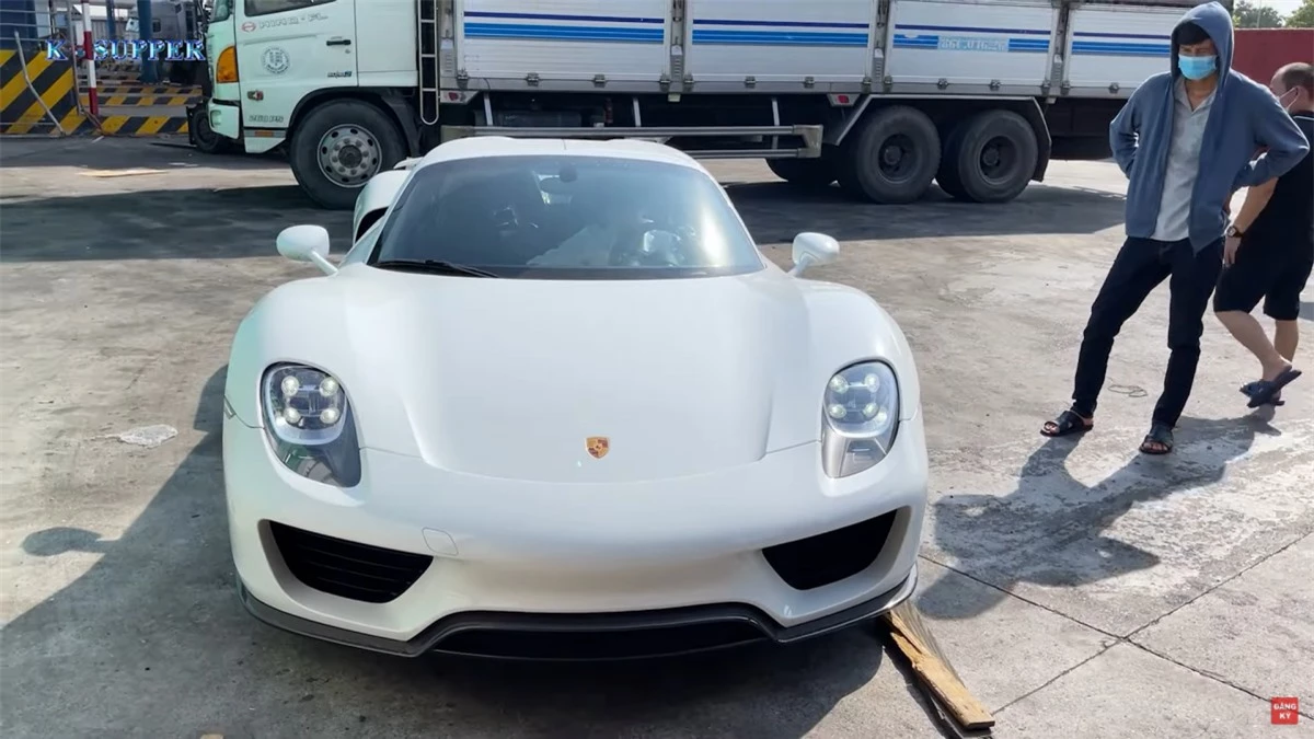 Porsche 918 Spyder tại Việt Nam.