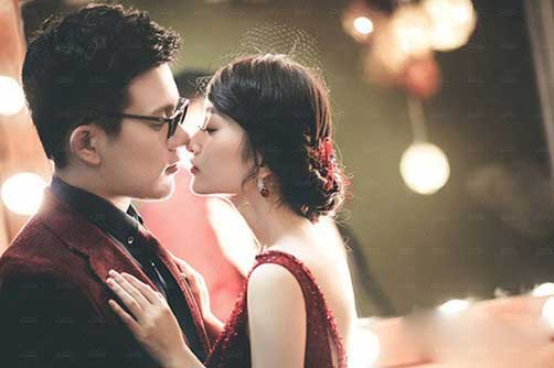 Nước mắt cay đắng của thiếu nữ đem đời con gái làm 'bằng chứng' trói buộc tình yêu