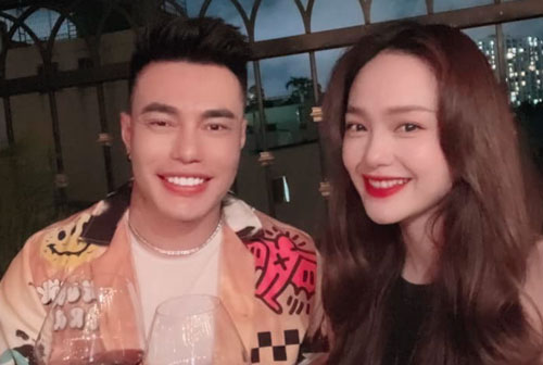 Lê Dương Bảo Lâm khoe ảnh chụp cùng Minh Hằng, gây bất ngờ khi kém đàn chị tận 3 tuổi