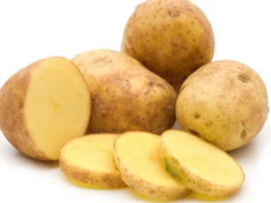 Phương pháp đắp mặt nạ khoai tây rẻ tiền giúp da trắng hồng