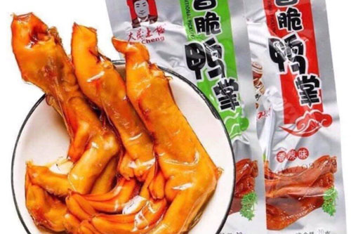 Món chân gà và chân vịt cay đang gây sốt, có thể gây hại cho sức khỏe?