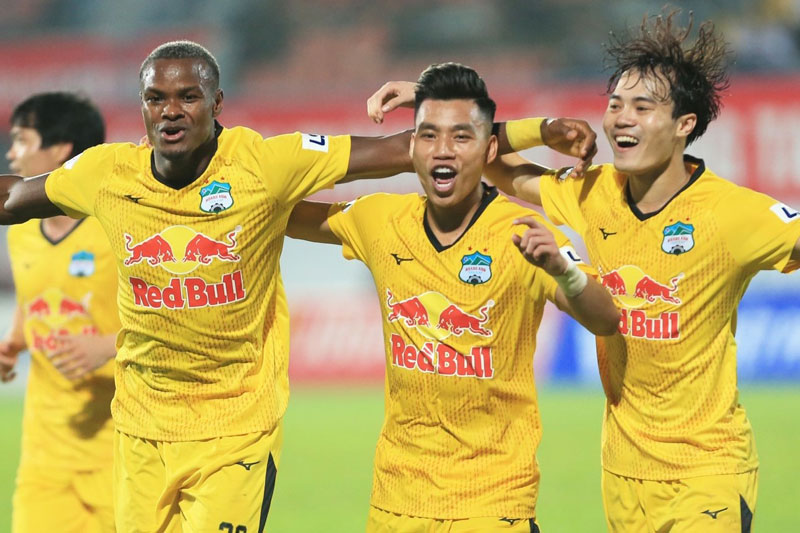 HAGL ẵm hầu hết danh hiệu lớn của tháng ở V.League