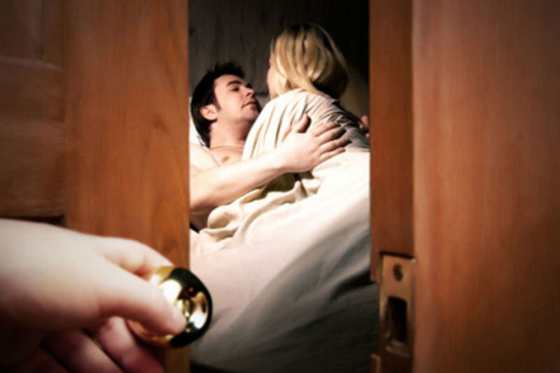 Những lý do thôi thúc phụ nữ ngoại tình