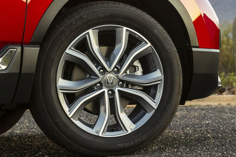 Vì sao mâm ôtô thường được gắn cục chì?