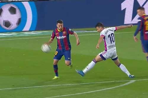 Điểm nhấn trận Barcelona 1-0 Valladolid: Barca thắp sáng giấc mơ vô địch La Liga