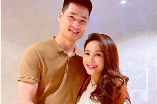 Bảo Thanh khó chịu ra mặt khi đang chia sẻ về ông xã bỗng nhiên lại bị móc mỉa chuyện sinh sản