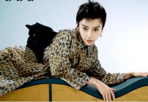 Không phải chuyện ly hôn Huỳnh Hiểu Minh, Angelababy bất ngờ leo No.1 hot search vì điều này