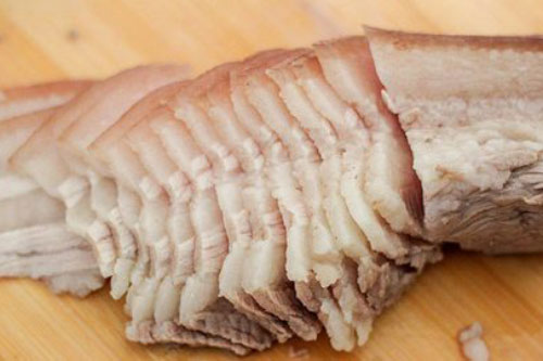 Chỉ bí kíp luộc thịt lợn để thơm ngọt, không bị hôi, chín đều - chỉ cần thêm thứ này vào nước