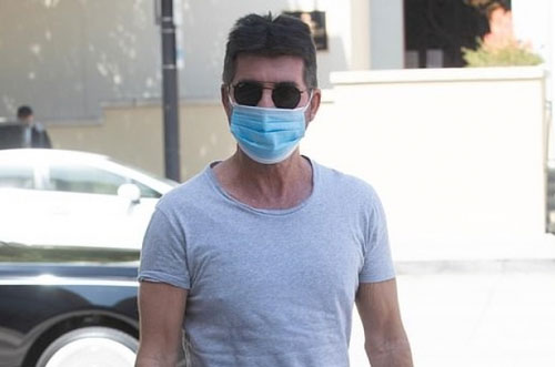 Simon Cowell giản dị đến trường quay để ghi hình "America's Got Talent"