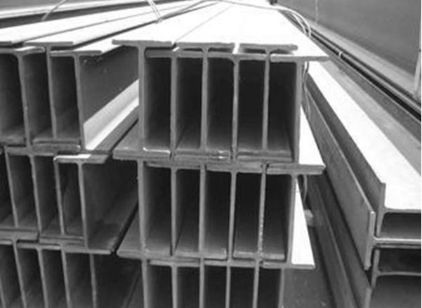 Việt Nam áp thuế chống bán phá giá tạm thời với thép hình chữ H từ Malaysia 