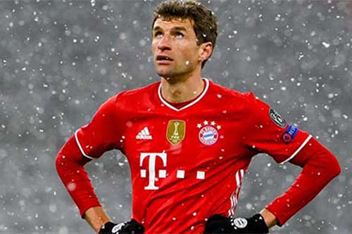 Thomas Mueller chỉ trích hàng công Bayern sau trận thua PSG