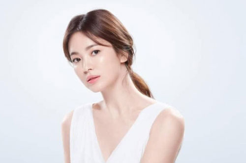 Song Hye Kyo bị khui quá khứ chẳng hay ho cùng mối quan hệ với người đàn ông đặc biệt suốt 20 năm trời