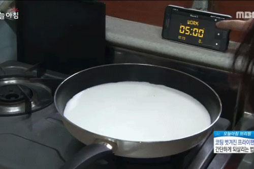 Đổ sữa tươi vào chảo cũ: Việc đơn giản nhưng mang lợi ích tuyệt vời, ai cũng ước mình biết sớm hơn