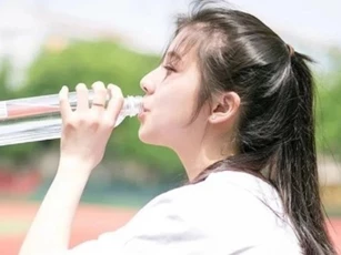 Duy trì 5 thói quen này vào buổi sáng giúp làn da của bạn căng tràn sức sống, chống lão hóa hiệu quả