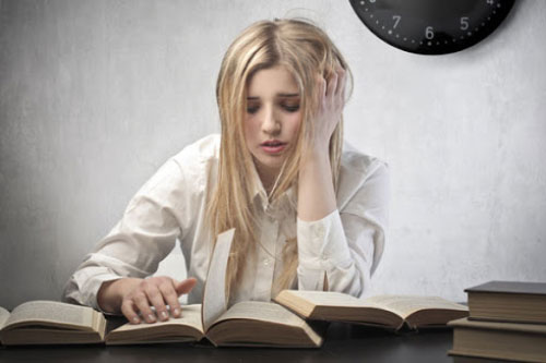 6 thói quen buổi tối gây hại gan thận, nhất là điều thứ 4 cực kỳ nguy hiểm