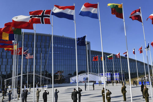 NATO và những bài toán khó giải