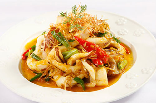 Muốn món mực xào thơm ngon nhất định phải cho thêm thứ này vào