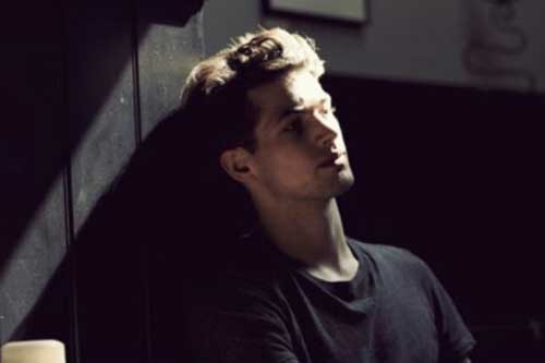 Đàn ông thường nghĩ gì khi gặp lại người yêu cũ?