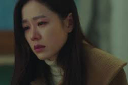 Tôi thầm xúc động vì mẹ chồng lau nhà sạch sẽ lúc con dâu mang thai nhưng ngờ đâu phía sau là toan tính khủng khiếp