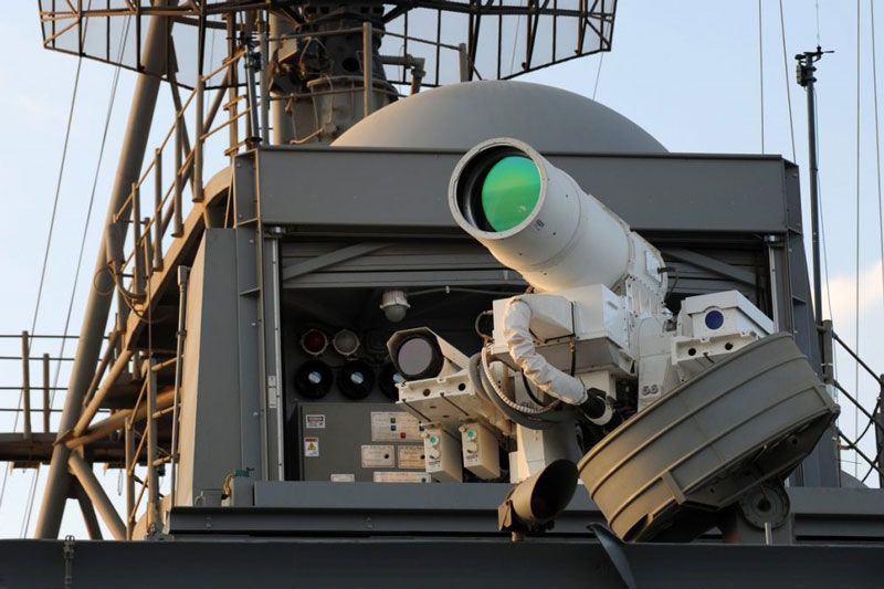 Mỹ chuẩn bị trang bị vũ khí laser cho hàng không mẫu hạm để "đánh chặn tên lửa Trung Quốc"