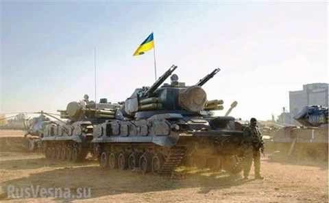 Ukraine dieu dong hang loat to hop Tunguska toi sat Donbass