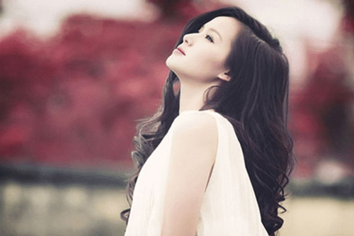 Phụ nữ khôn ngoan phải biết ''giữ miệng'', 6 thứ bạn càng khoe khoang càng sớm rước họa vào thân