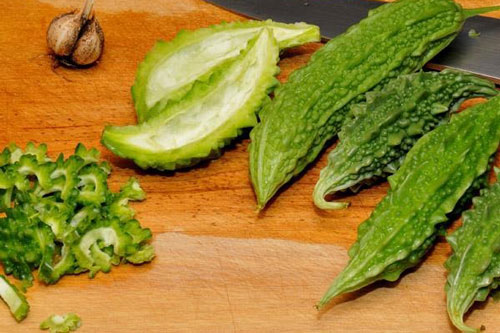 Mướp đắng - vị thuốc quý chữa bệnh hiệu quả, nhiều người chưa biết hết công dụng