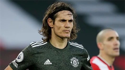 Solskjaer không chắc tương lai của Cavani