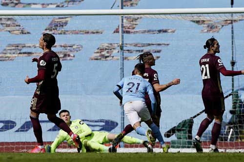Điểm nhấn Man City 1-2 Leeds: Bielsa lần đầu đánh bại Guardiola