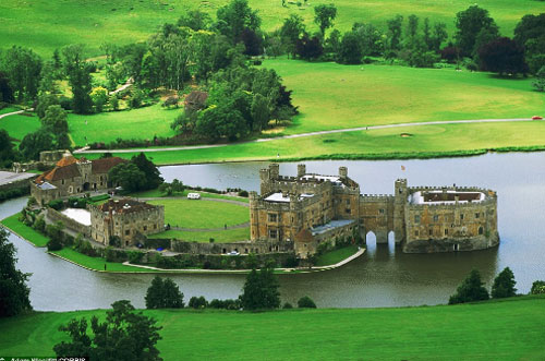 Những lâu đài ấn tượng nhất nước Anh