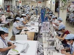 56 quốc gia và vùng lãnh thổ đầu tư vào Việt Nam