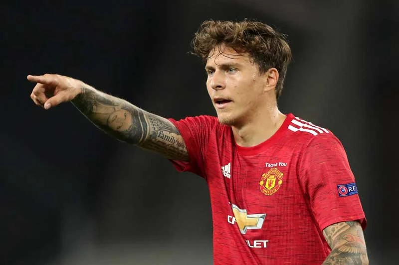 7. Victor Lindelof - 2.046 phút.