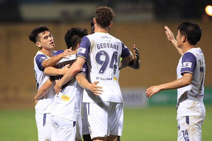 Kết quả Hà Nội FC 4-0 Than Quảng Ninh: Quang Hải giúp Hà Nội thoát khủng hoảng