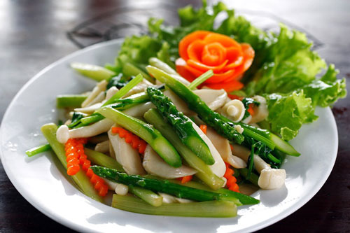 "Điểm mặt" những loại rau tuyệt đối không nên ăn sống, cẩn thận mang bệnh vào người