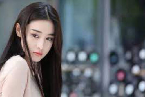 Nghe anh rể tương lai than thở về số tiền anh phải bù vào để trả viện phí cho chị gái mà tôi sững sờ