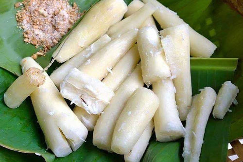 Sắn luộc là món ngon nhưng "cực độc" nếu chế biến sai cách và 2 nhóm người tuyệt đối không được ăn