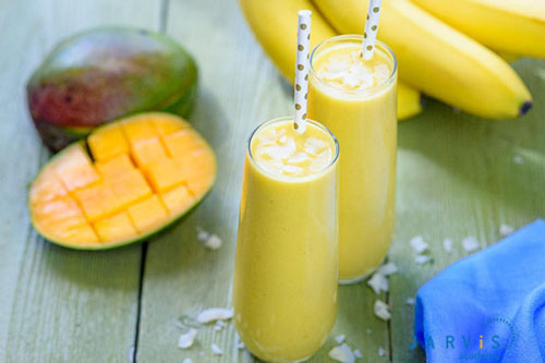 Làm sinh tố xoài chỉ cần thêm một thứ dễ tìm, ly nước sẽ cực ngon và bổ, ai cũng thích