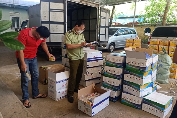 TP.HCM: Xử nghiêm cán bộ tiếp tay, bao che cho buôn lậu