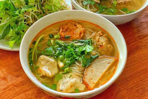 Gợi ý lịch trình ăn uống ở Quy Nhơn trong 24 giờ