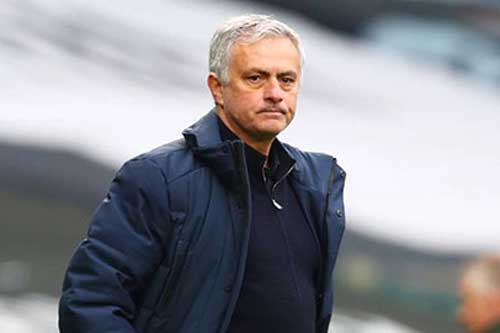 Thua MU, Mourinho xác lập thành tích tồi tệ nhất sự nghiệp