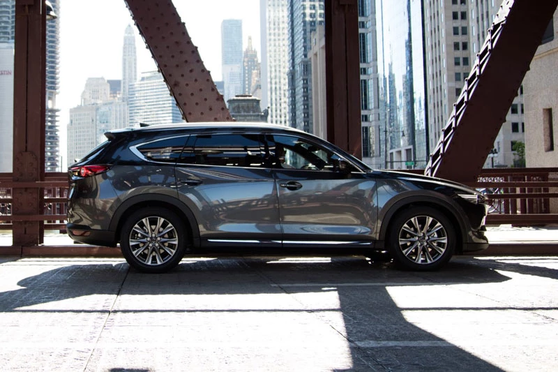 Mazda CX-8.