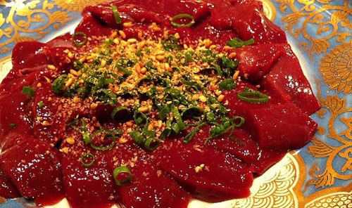 Top 10 thực phẩm mà phụ nữ mang thai cần tránh xa