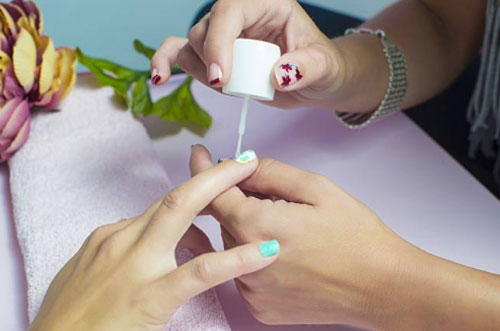 Những loại mỹ phẩm mà phụ nữ mang thai cần tránh xa