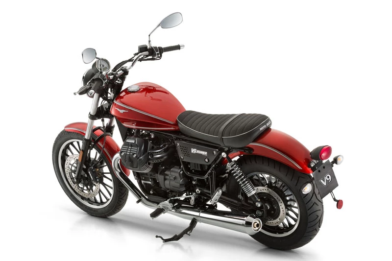 10. Moto Guzzi V9 Roamer 2019 (giá: 9.900 USD).