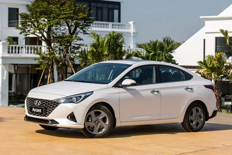 2. Hyundai Accent (doanh số: 2.094 chiếc).