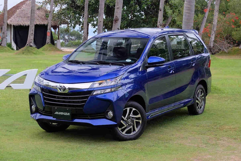 2. Toyota Avanza (doanh số: 6 chiếc).