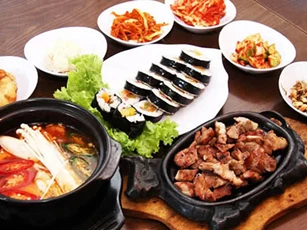 Những sai lầm khi ăn cơm khiến bạn giảm thọ, nhất là điều thứ 1 nhiều người mắc