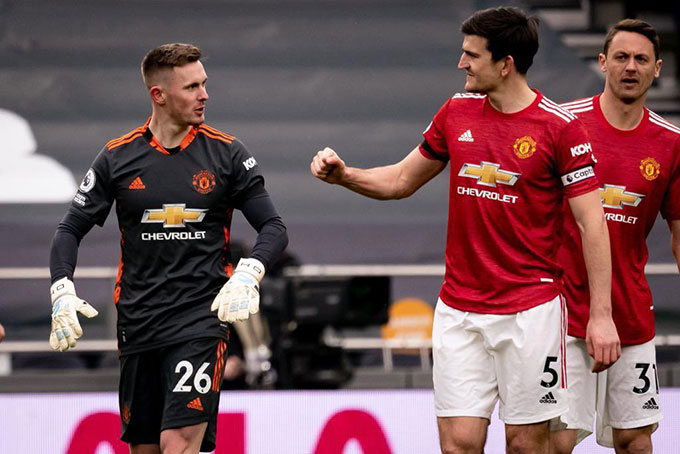 Xin lỗi De Gea, đã đến thời của Henderson